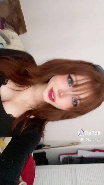 Red Haired Girl with Natural Fangs on TikTok
