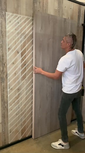 Cómo hacer una puerta corrediza oculta en casa