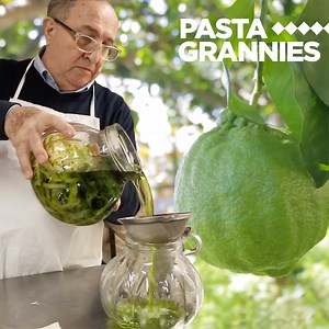 How to Make Italian Limoncello! Tucked away on the Amalfi coastline lie the lemon groves of Bonaventura Landi, a lawyer with passion for lemons. He showed us around his citrus paradise before we headed to Carlo Mansi's shop, whose signature limoncello is a rather unusual colour... As Vicky says, it's medicinal. Subscribe to our channel for regular helpings of Pasta Grannies' adventures. Music by the talented Italian Secret Service : find their tunes here https://play.spotify.com/artist/0ZweN... 