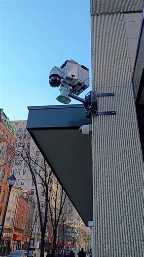 macdaddy camera situation NW corner 12th and walnut CVS