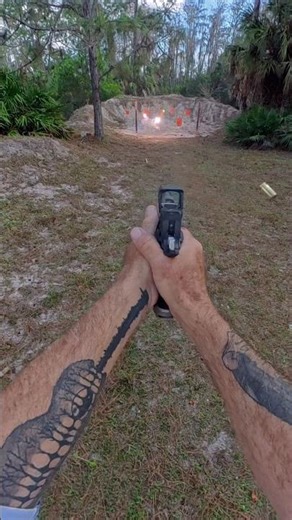 GUN RANGE FIRE 🔥 EXPLODING TARGETS 🔥🎯💥🤩