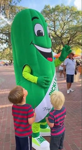 Things to Do in Pensacola Pickles and Wings Family Festival
