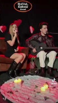 Ecrin Su Çoban Yeni TikTok Videosu. Ömer Cihat Şaşma.