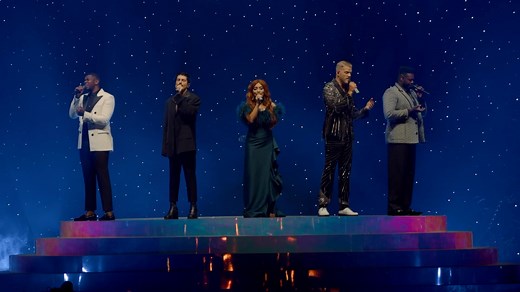 138K views · 7K reactions | The results are in! ✨ After weeks of voting in our Christmas in July bracket, the fans have spoken by voting HALLELUJAH as the BEST PENTATONIX CHRISTMAS SONG of ALL TIME! Celebrate its victory by watching us perform it LIVE on our Moment House Livestream from The Evergreen Christmas Tour 2021. https://youtu.be/31j-Woyu-dg | Pentatonix | Facebook