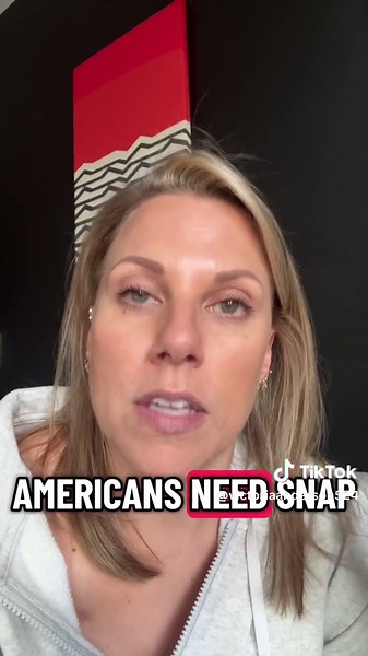 Understanding the Struggles of Single Moms in America