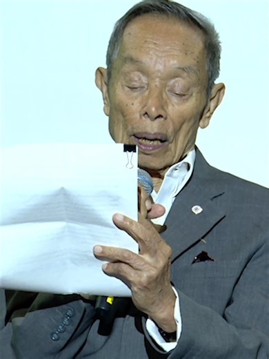 ศ.พิเศษ ดร. ชาญวิทย์ เกษตรศิริ อดีตอธิการบดีมหาวิทยาลัยธรรมศาสตร์ เสนอประเด็นในการสนทนาเรื่องการจัดทำรัฐธรรมนูญใหม่ว่าตั้งแต่ปี 2475 ประเทศไทยมีรัฐธรรมนูญมาแล้ว 20 ฉบับ อีกเพียง 6 ปีก็จะครบรอบ 100 ปีของการเปลี่ยนแปลงการปกครอง เราจะต้องอยู่กับรัฐธรรมนูญฉบับนี้ไปอีกยาวนาน หากไม่มีการเขียนรัฐธรรมนูญใหม่ ในวันที่ 8 กุมภาพันธ์ 2569 ตนจะไปลงคะแนนให้พรรคการเมืองที่ตนเชียร์ และจะกาเห็นชอบอีกหนึ่งใบ ตนอยากเชื่อว่าร่างรัฐธรรมนูญใหม่สำคัญมากกว่าที่เราคิด ถ้าเราจะต้องอยู่ต่อไปกับรัฐธรรมนูญฉบับที่ 20 ประเทศไ