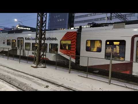 Sm5 42 (REBL360 Mainos Flirt) Käpylässä