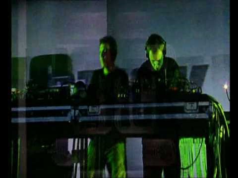 Underworld - King Of Snake (Everything...)