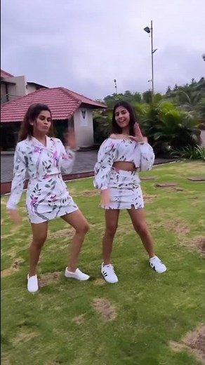 Sonali Khare चा लेकीसोबत Twinning करत धमाल डान्स ट्रेण्ड #shorts