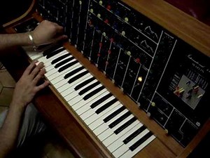 ETI 4600 International Synthesizer
