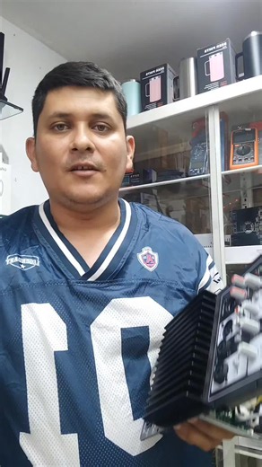 Amplificador Camirl 1800W/900W RMS con Bluetooth y FM | Valencia