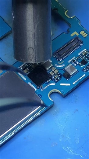 Samsung a51 charging ic #chargingicrepair #chargingic #sktech #repair #ic