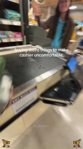 Supermarket Cashier Prank: Hilarious Reactions!