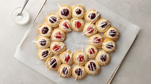 Easy Crescent Danish Wreath