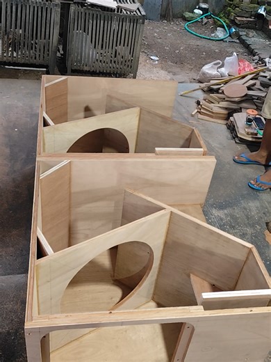 Box Bandpass Speaker 18