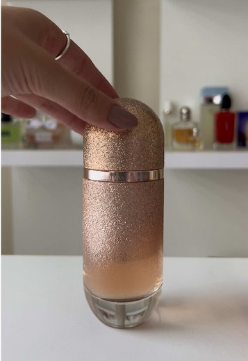 Descubre 212 Vip Rosé Elixir en Decants