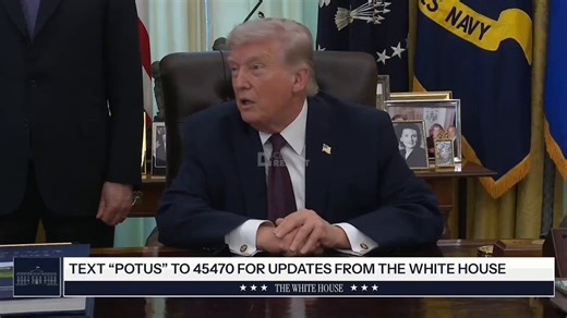 🔴这是绝对的电影级内容 🔥 🇺🇸特朗普上午9:00 — 伊朗正在崩溃。乞求重开霍尔木兹海峡。每天流失5亿美元。军队和警察未付薪水。SOS！🇮🇷伊朗上午9:00 — 伊朗忍受了47年的制裁并没有崩溃。但特朗普想让世界相信，我们在封锁两周后就崩溃了。🤣👏🔥