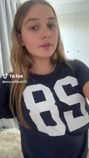 happy birthday viola i love you forever || #party #freinds #violasday #iloveyou #justknowjesuslovesyou #yourperfectjustthewayyouare #✝️🙏 #yougotthis #pleasestay #dabonthosehaters #nevergavafuck