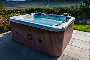American Whirlpool Reviews [2022] Hot Tub Prices & Models