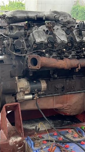 First time starting the V8 engine after restoration #machine#restoration #restorations #v8