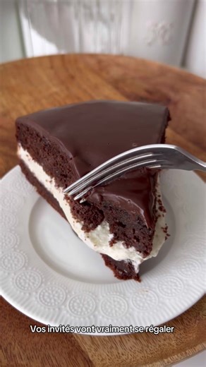 Gâteau Kinder Délice Géant : Recette Facile et Gourmande