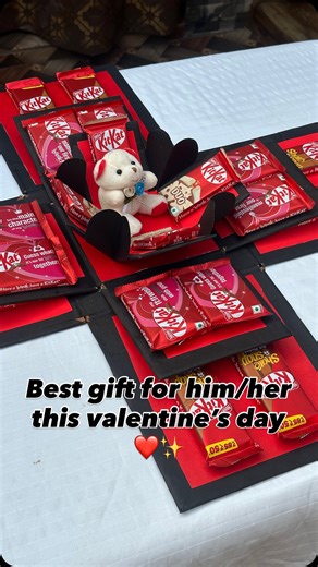 Petal pop studio on Instagram: "Kit kat is better than everyday’s kit-kit😌✨ #love #valentinesday #giftforher #giftforhim #giftingideas"