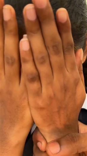 Mention your cry baby friends 🥹😂insta id:bee_cee.yeah