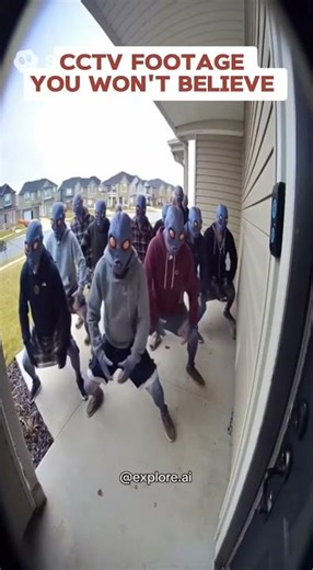 Strange Alien Dance Outside Door Ca#shorts #viralshorts #trendingshort #aivideo