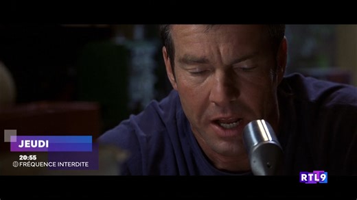 Ce soir sur #RTL9, replongez dans Fréquence interdite, le thriller culte avec Dennis Quaid et Jim Caviezel ! 25 ans après sa sortie, le suspense est toujours aussi électrique ⚡ | RTL9