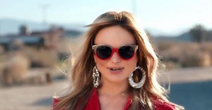 Miranda Lambert preps for the ACMs