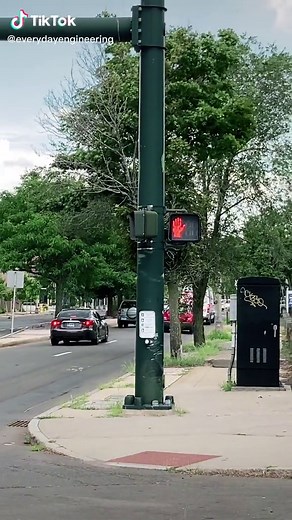 Understanding Pedestrian Crossing Time Calculation at Intersections
