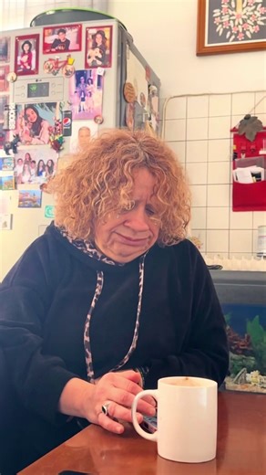 Ελληνίδες μαμάδες και Αλβανίδες μαμάδες . #fyp #greek #mom