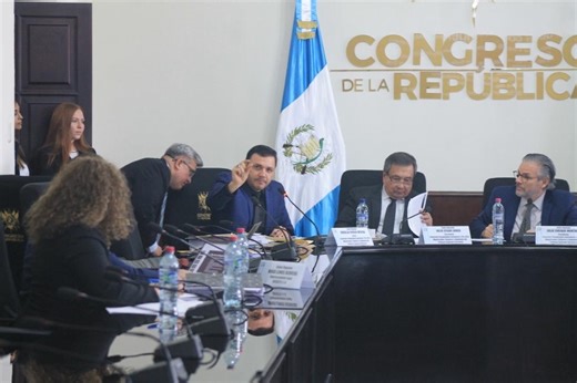 ¿Quiénes son los accionistas de Datasys según su representante?