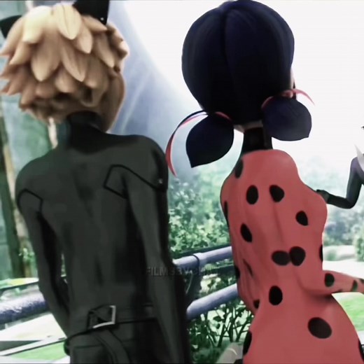 #LADYNOIR walk u like a dog! || sdt: @⌗n! (bahar’s version) @Will ✰ (Aida’s version) @bahar (nore’s version) ♡ @kya | luz’s biggest fan !! @ash ❦ #ladynoiredit #walkulikeadog #mlb #miraculous #fyp im sick rn ☹️