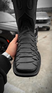 Experience luxury with our 100% leather handcrafted boots, made in Leon Mexico and shipped on the same day! Get yours today. | Alfa Western Wear