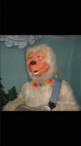 beach bear animatronic