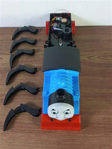 Mainan Kereta Thomas dan Laba-laba untuk Anak