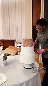 Setting up a beautiful bride's and groom's cake at this amazing venue! ⚠ Watch until the end and you will get to see/hear the groom's reaction! Pictures of the bride and groom cutting the cake has been added to the video along with audio explaining the process! | OKC Cake Lady