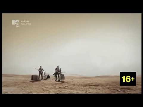 Kaiser Chiefs - Ruby Official Music Video