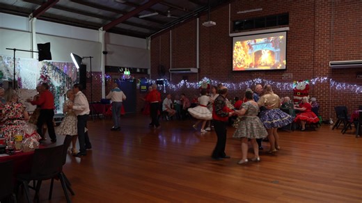 Jaybee Square Wheelers Square Dance Club on Reels