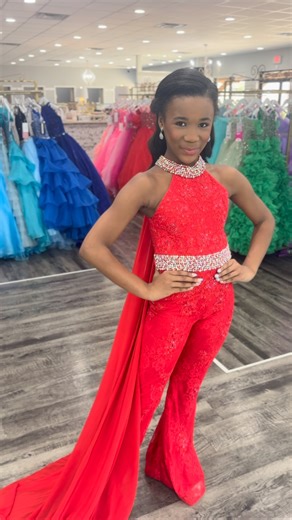 1.1K views · 45 reactions | Feeling FABULOUS in this @ashleylauren fun fashion fit❤️拾 Rock the stage in a Glitz & Gowns dress or fun fashion piece✨ • • • #pageant #funfashion | Glitz & Gowns | Facebook
