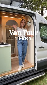✨VAN TOUR✨ Os enseñamos por dentro la furgoneta camperizada que hemos hecho! #vantour #camperizar #campervan #vanbuild #camper #campervirals | Dora Camper Studio