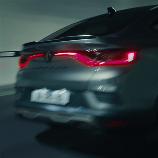 ¡Conoce el Nuevo Renault Arkana Hybrid E-Tech!  Disfruta de hasta un 10% de mejora en el consumo de combustible, una impresionante autonomía de hasta 940 kilómetros y lleva todo lo que necesites con la capacidad y versatilidad de hasta 513 l en cajuela de doble fondo. https://www.renaultuniversidad.com/ | Renault Universidad Oficial | Facebook