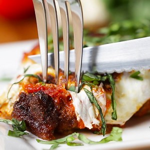 6.4M views · 45K shares | This has to be the best ever crispy chicken...