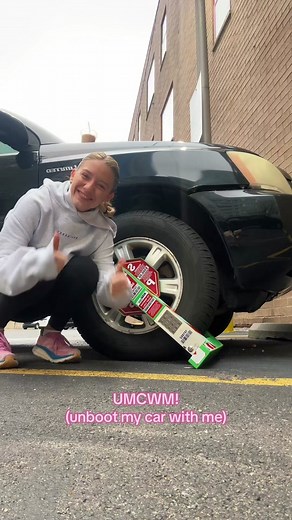 Just girly things💅🏻💅🏻 | car