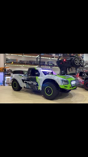 តេសឡានបញ្ជា HB-RD1201 Scale 1/12 4WD ល្បឿន 45Km/h ———————— ទីតាំង សៀមរាប ——————ពត៌មានបន្ថែម សូមទំនាក់ទំនង់ទិញ​📞 088 30 40 043 ( Metfone ) (តេលេក្រាម)📞 017 68 86 68 ( Cellcard )#ប្រម៉ូសិនពិសេស💕 #droneandrccarcambodia | Drone and RC Car Cambodia