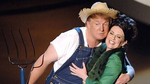Trump tweets video of himself singing 'Green Acres' with Megan Mullally at 2005 Emmys in honor of Farm Bill