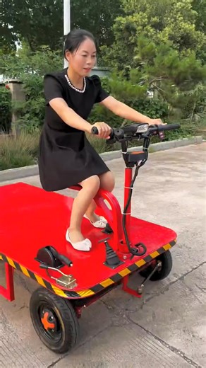 7.2K views · 22 reactions | #ElectricFlatbedTruck #FlatbedTransportTruck | Ma Xiaote electric flatbed truck | Facebook
