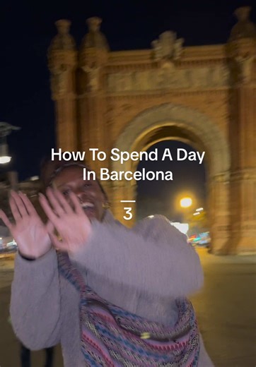how to spend a day in Barcelona #traveltok #lifestyle #gymgirls #barcelona #photobooth w/ @Analogin.Barcelona @Meliá Hotels International @Chikin Bang 🍗💥