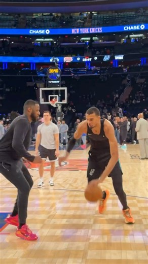 An 👽 in the 🌎’s Most Famous Arena. Watch Wemby and the Spurs take on the Knicks at 1pm/et on ABC! Tap to watch ➡️ https://www.nba.com/how-to-watch-game-redirect/0022500868?partnerRef=NBA&platform=Facebook&surface=Post | NBA